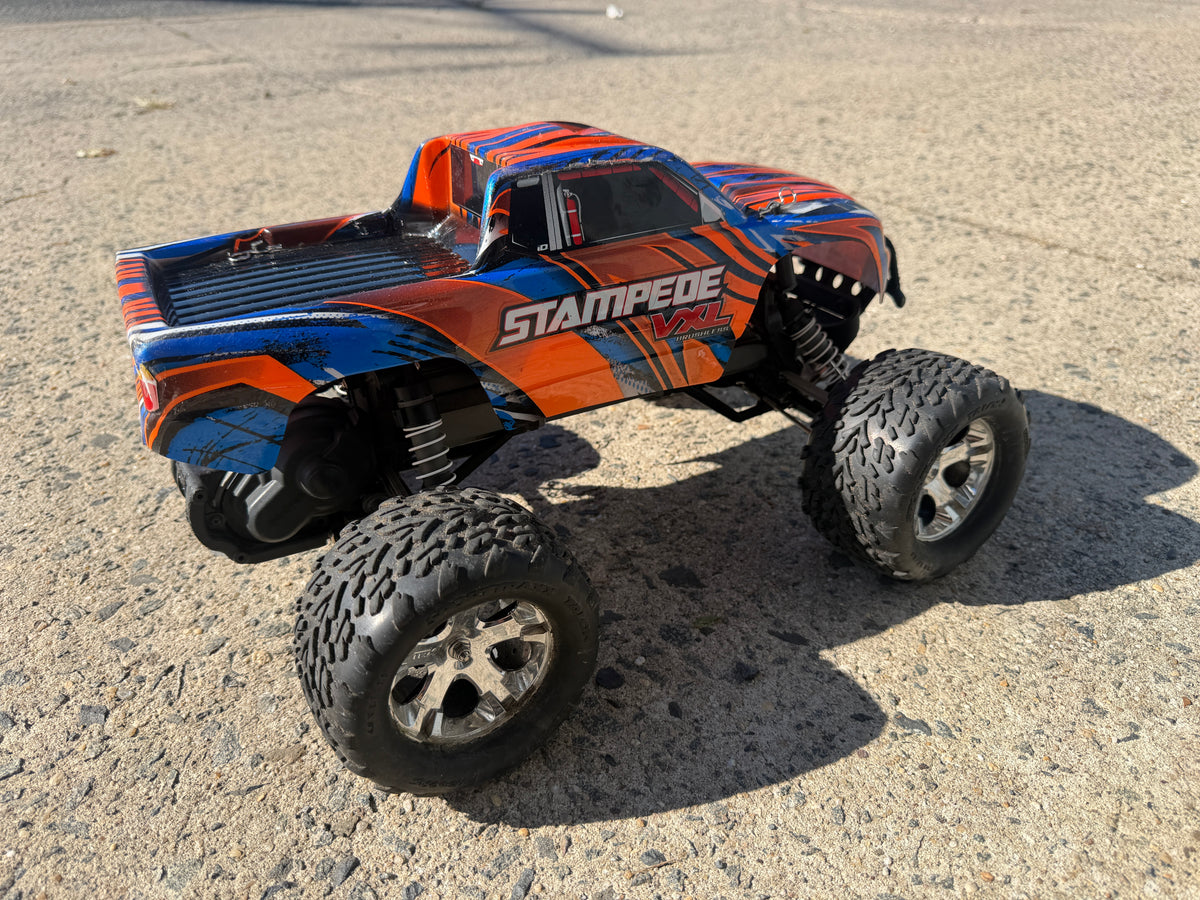Used Stampede 2WD Brushless with upgrades