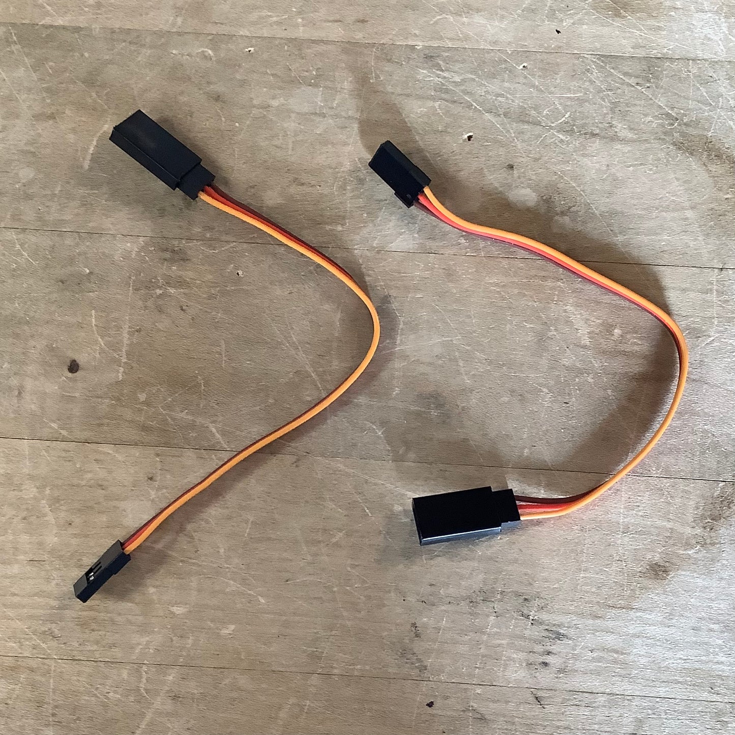 7 inch Servo Extensions (2 pieces included)