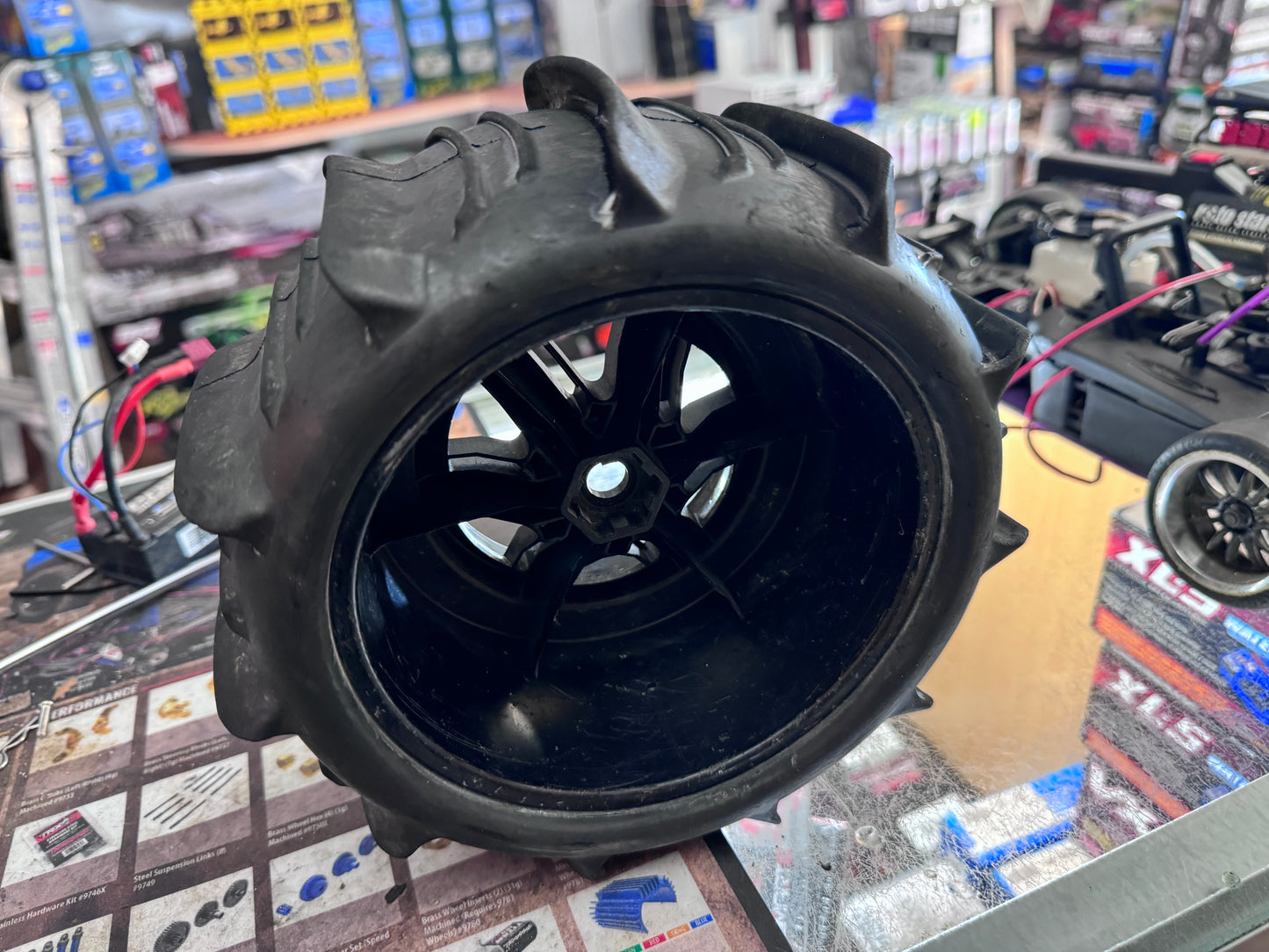 Used Traxxas Xmaxx or XRT Paddle wheel tire ( 1 piece )